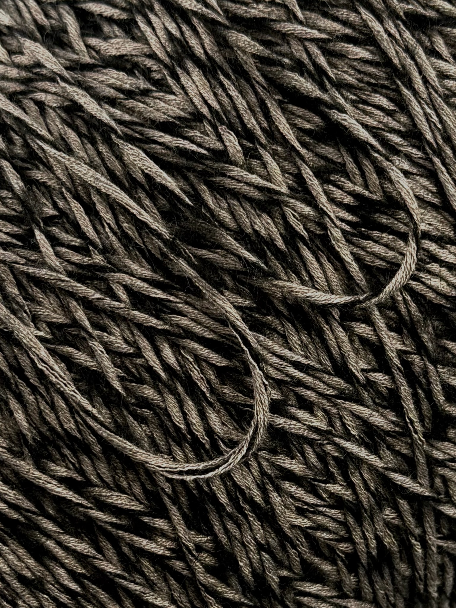 Outlet 10 – Mouliné Designgarne 200–300 m / 100 g