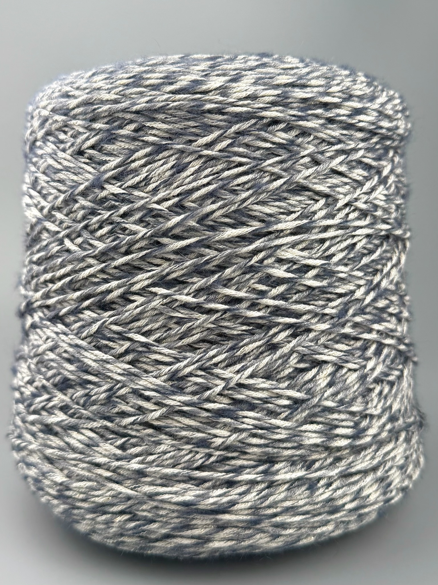 Outlet 17 – Mouliné Designgarne 200–300 m / 100 g foto 2