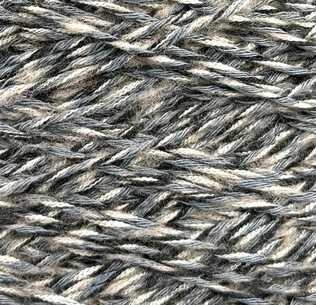 Outlet 1 – Mouliné Designgarne 200–300 m / 100 g