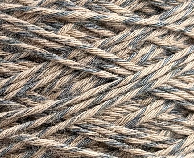 Outlet 6 – Mouliné Designgarne 200–300 m / 100 g