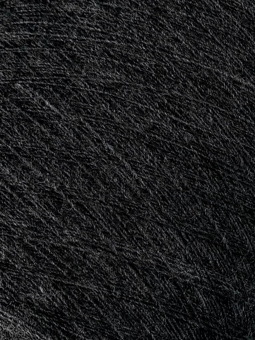 Outlet 54 – Fil en mélange de laine 700 m / 100 g  col. Anthracite