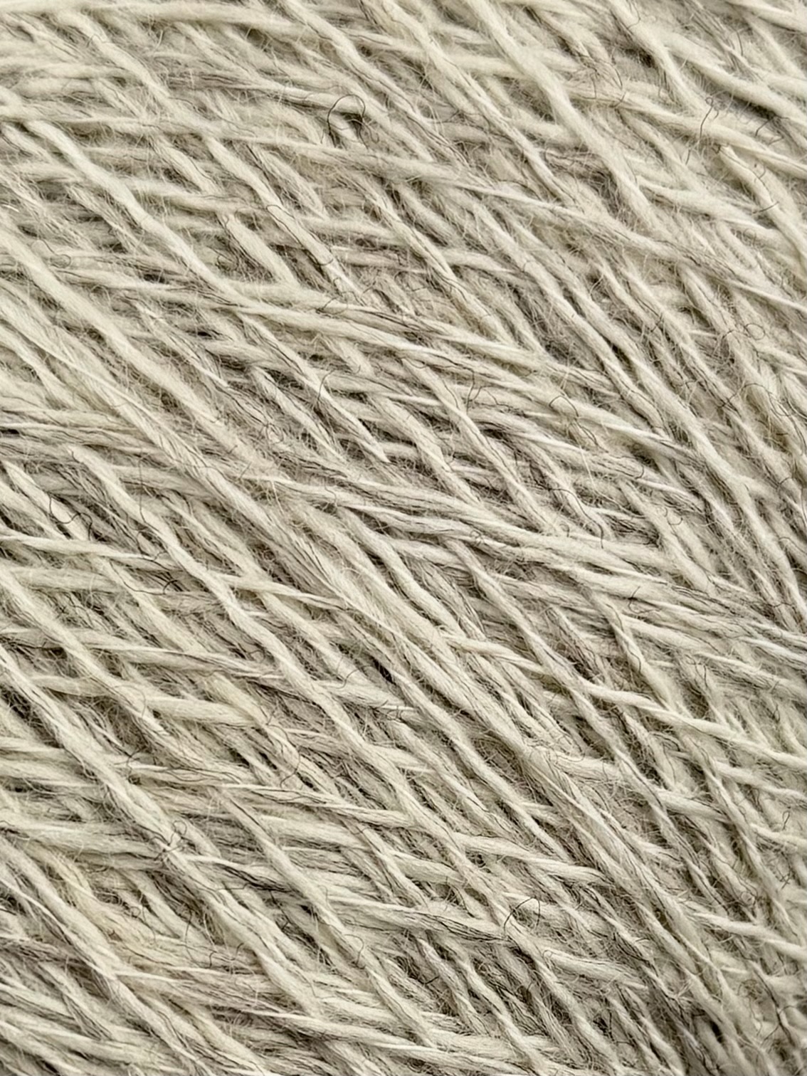 Fil en laine gris-beige naturel 330 m / 100 g (Outlet)