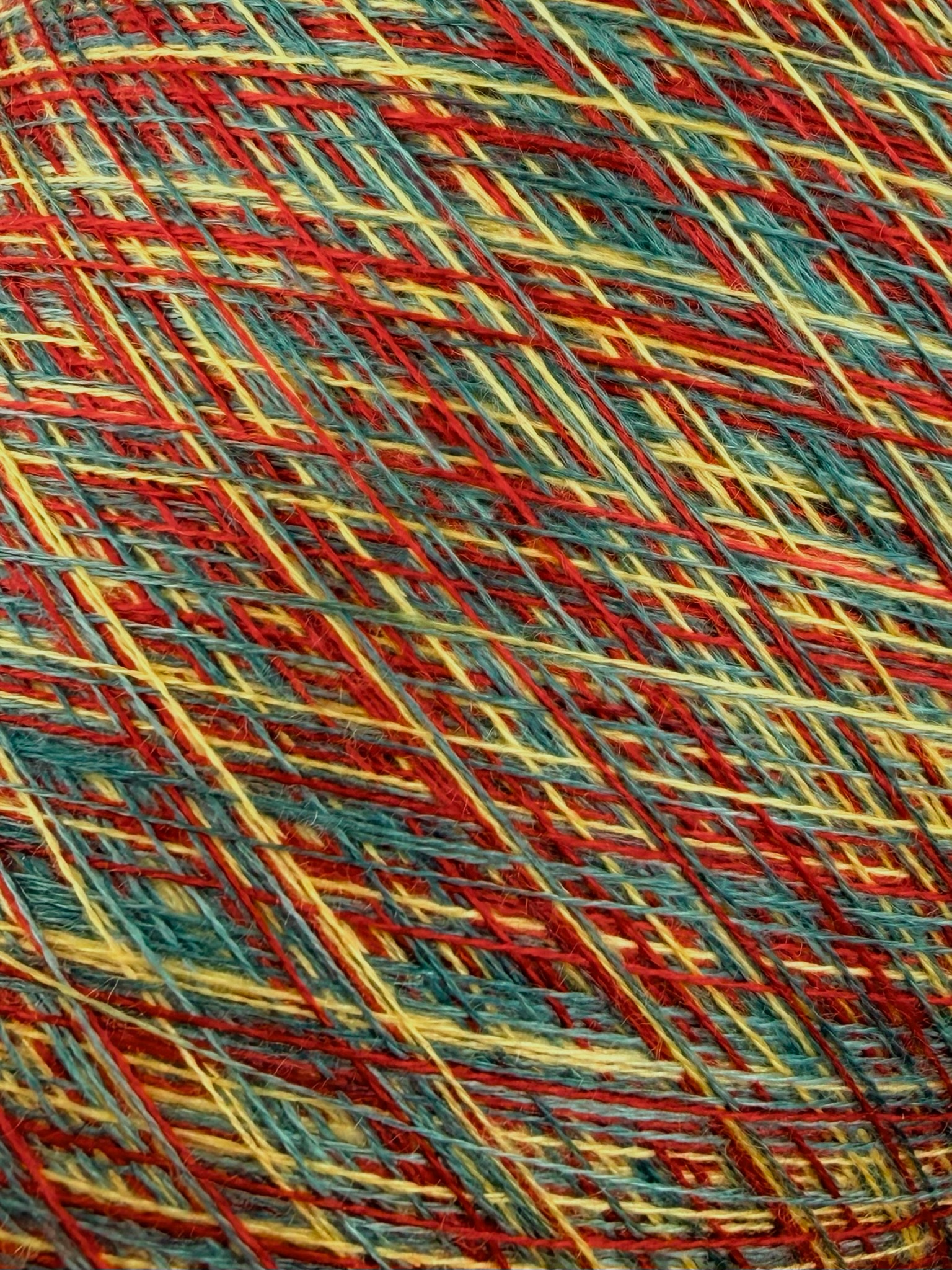 Art. Auriga Nm 2/60 – Garn aus 70% gekämmtem Kaschmir und 30% Seide col. ST3018 | Zimpfer Wolle Selezione