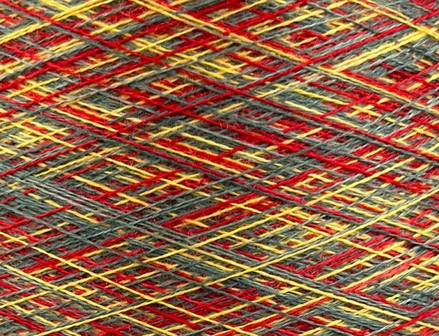 Art. Auriga Nm 2/60 – Garn aus 70% gekämmtem Kaschmir und 30% Seide col. ST3018 | Zimpfer Wolle Selezione