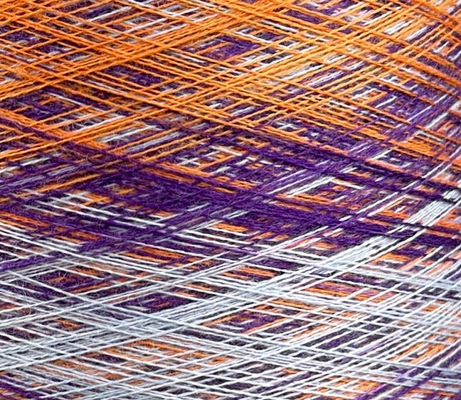 Art. Auriga Nm 2/60 – Garn aus 70% gekämmtem Kaschmir und 30% Seide col. ST3019 | Zimpfer Wolle Selezione
