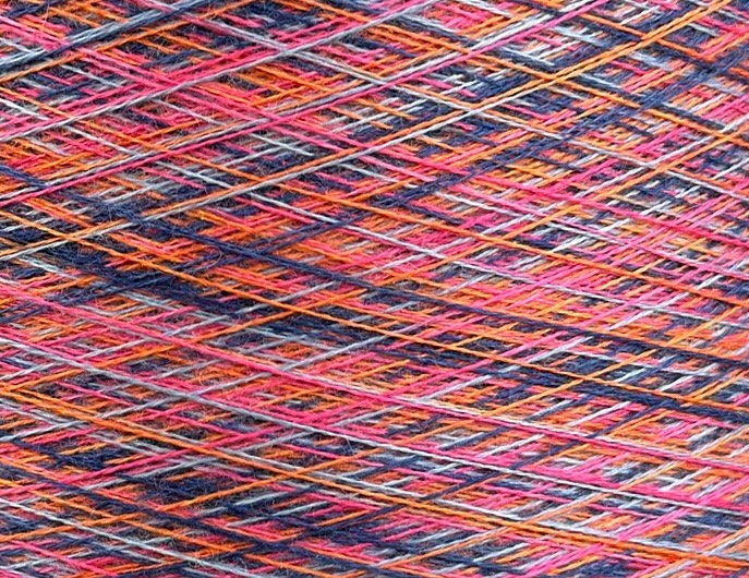 Art. Auriga Nm 2/60 – Garn aus 70% gekämmtem Kaschmir und 30% Seide col. ST3266 | Zimpfer Wolle Selezione