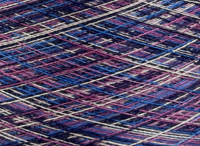 Art. Auriga Nm 2/60 – Garn aus 70% gekämmtem Kaschmir und 30% Seide col. ST3297 | Zimpfer Wolle Selezione