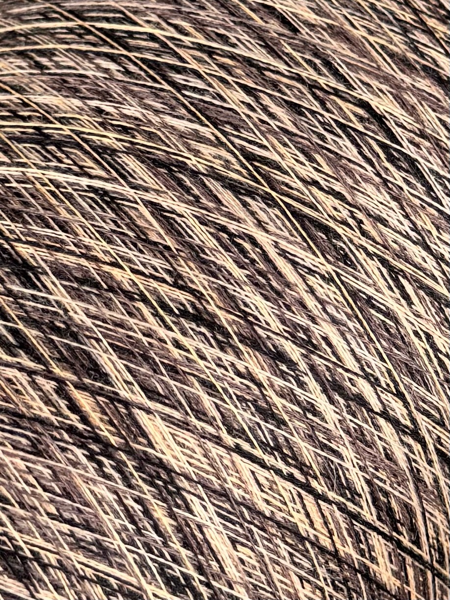 Art. Auriga Nm 2/60 – Garn aus 70% gekämmtem Kaschmir und 30% Seide col. ST3397 | Zimpfer Wolle Selezione