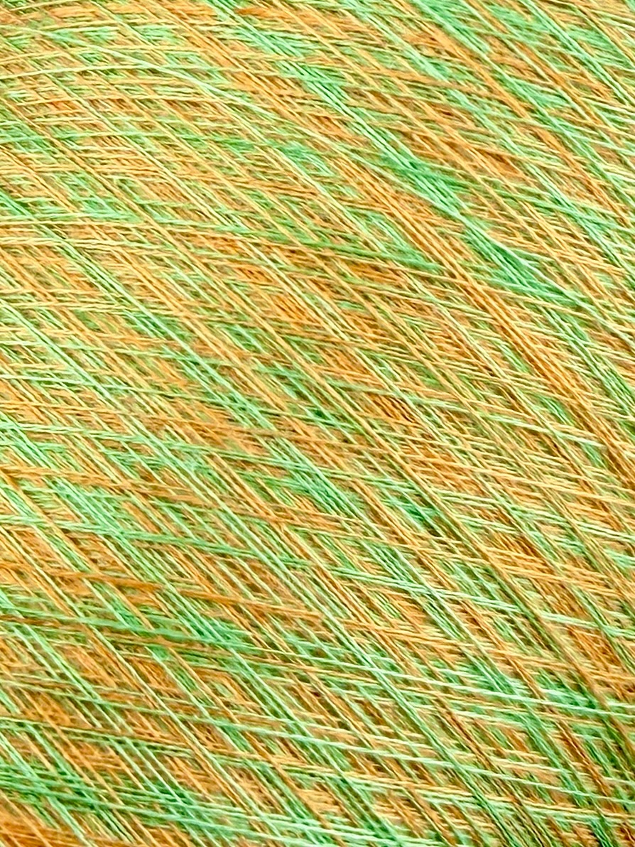 Art. Auriga Nm 2/60 – Garn aus 70% gekämmtem Kaschmir und 30% Seide col. ST3542 | Zimpfer Wolle Selezione