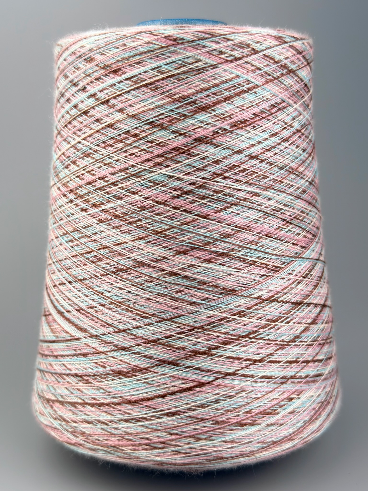 Art. Auriga Nm 2/60 – Garn aus 70% gekämmtem Kaschmir und 30% Seide col. ST3650 | Zimpfer Wolle Selezione foto 2