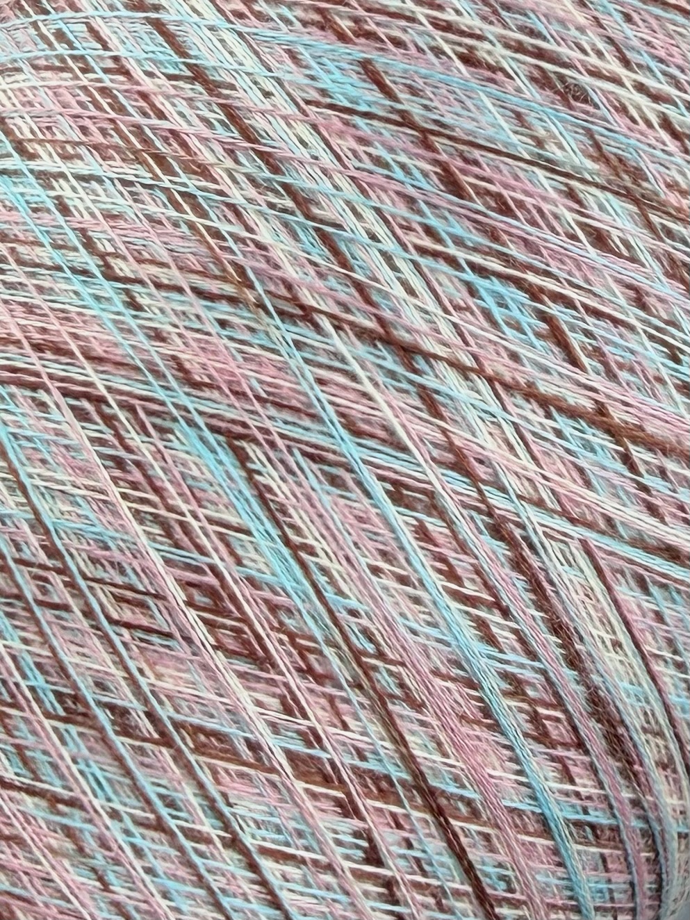 Art. Auriga Nm 2/60 – Garn aus 70% gekämmtem Kaschmir und 30% Seide col. ST3650 | Zimpfer Wolle Selezione