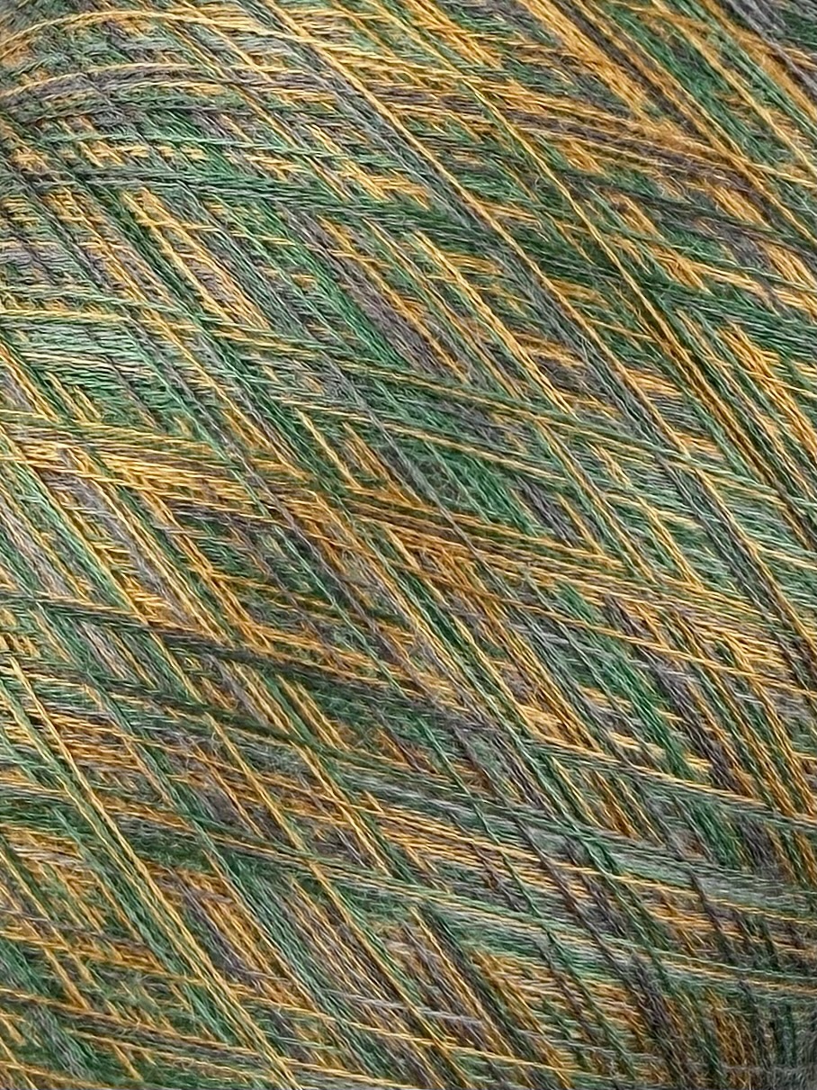 Art. Auriga Nm 2/60 – Garn aus 70% gekämmtem Kaschmir und 30% Seide col. ST3714 | Zimpfer Wolle Selezione