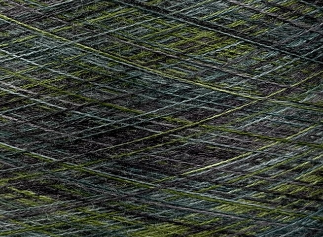 Art. Auriga Nm 2/60 – Garn aus 70% gekämmtem Kaschmir und 30% Seide col. ST3936 | Zimpfer Wolle Selezione