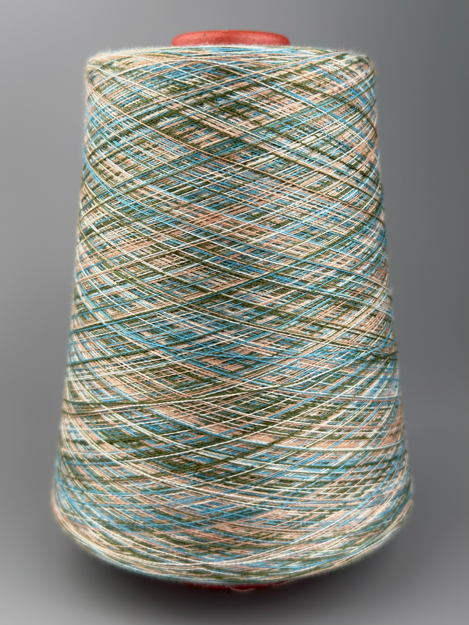 Art. Auriga Nm 2/60 – Garn aus 70% gekämmtem Kaschmir und 30% Seide col. ST4037 | Zimpfer Wolle Selezione foto 2