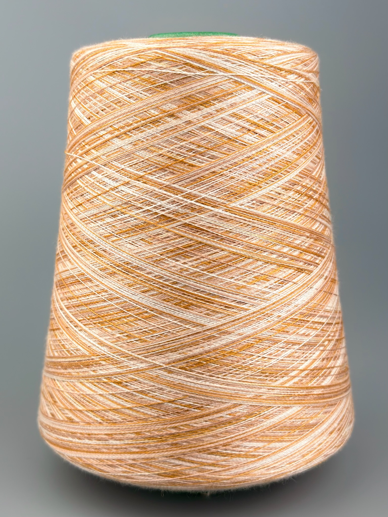 Art. Auriga Nm 2/60 – Garn aus 70% gekämmtem Kaschmir und 30% Seide col. ST4038 | Zimpfer Wolle Selezione foto 2