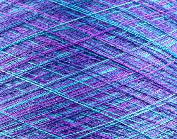 Art. Auriga Nm 2/60 – Garn aus 70% gekämmtem Kaschmir und 30% Seide col. ST4075 | Zimpfer Wolle Selezione