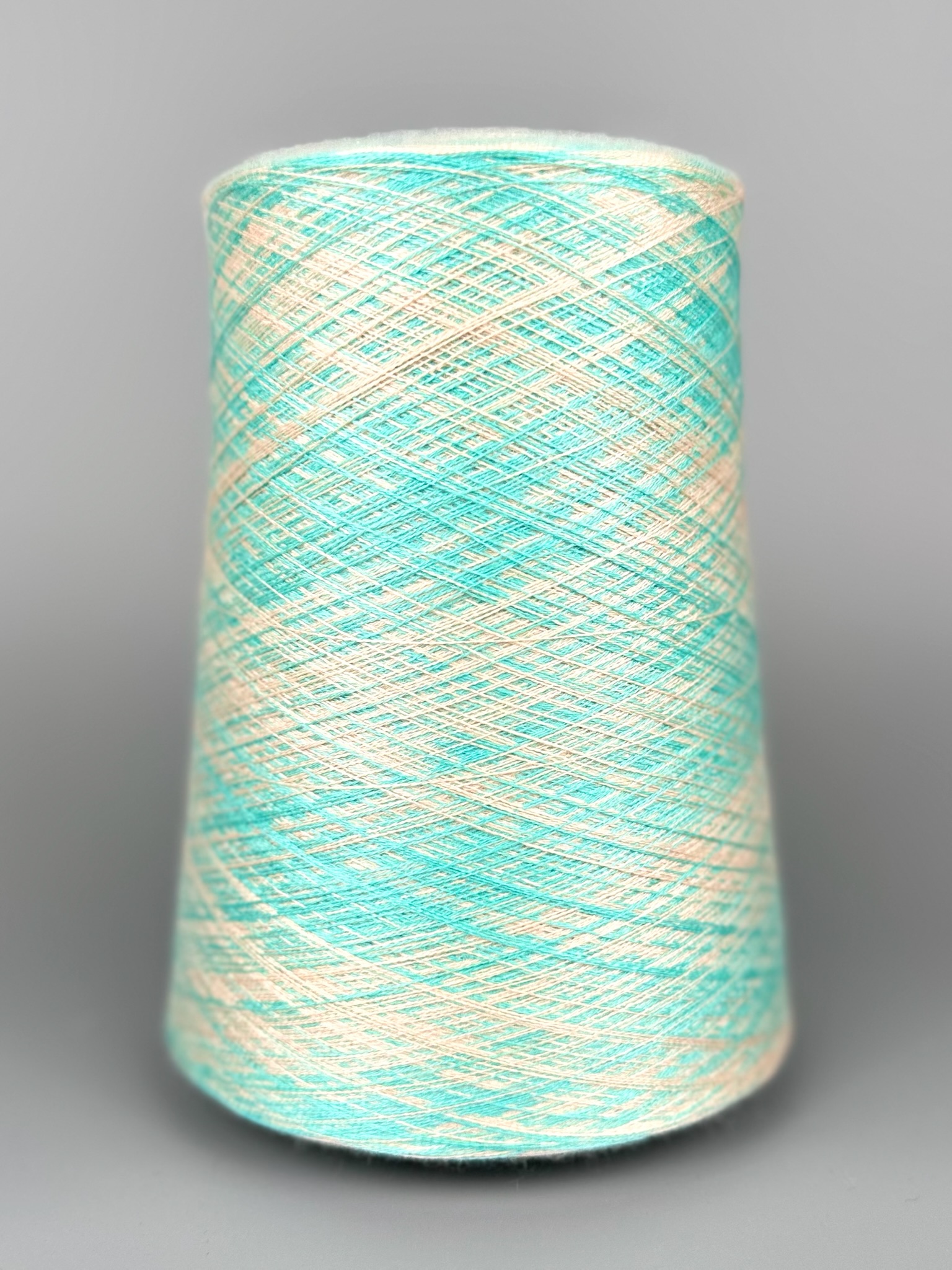 Art. Auriga Nm 2/60 – Garn aus 70% gekämmtem Kaschmir und 30% Seide col. ST247 | Zimpfer Wolle Selezione foto 2