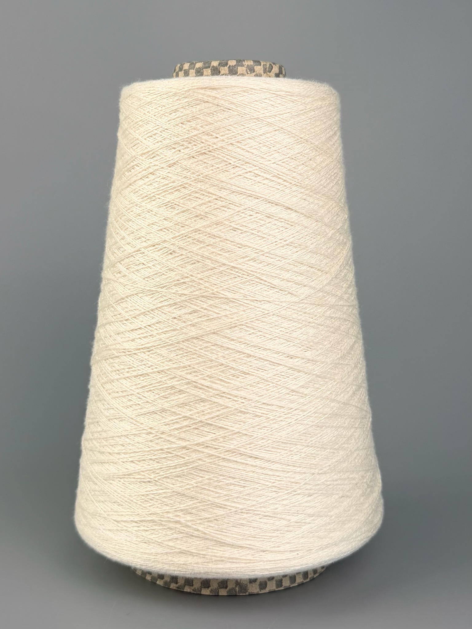 Cariaggi Art. Sirius Nm 2/46 – Garn aus Mulberry Seide col. Ecru foto 2