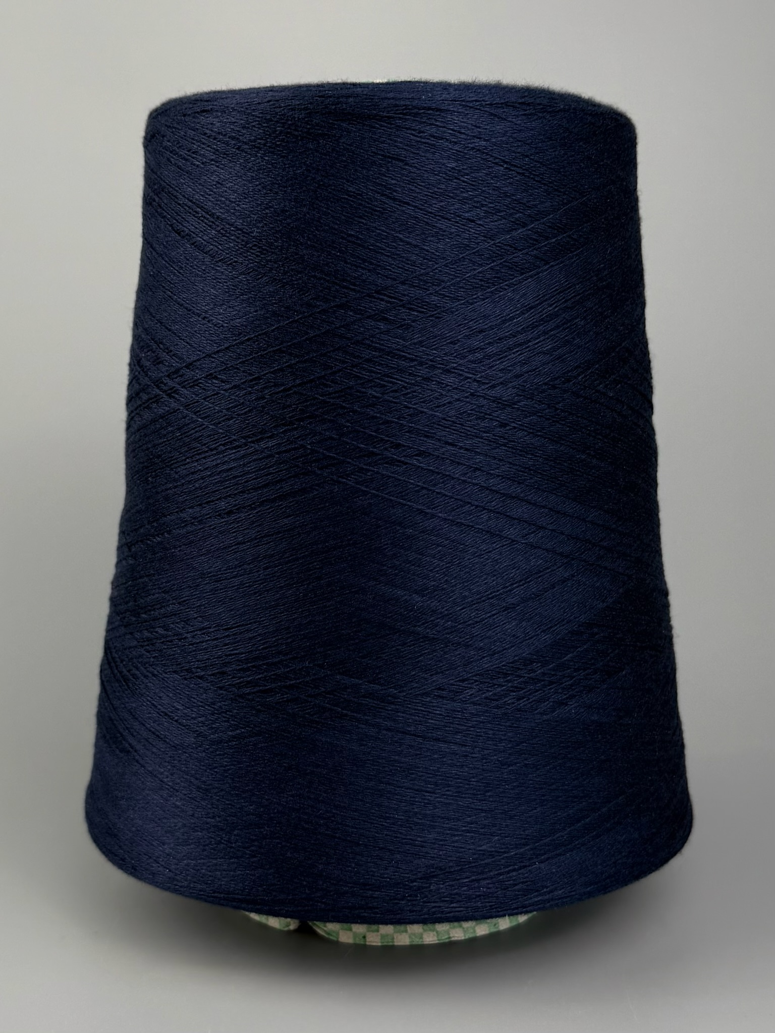 Cariaggi Art. Sirius Nm 2/46 – Garn aus Mulberry Seide col. Navyblau foto 2