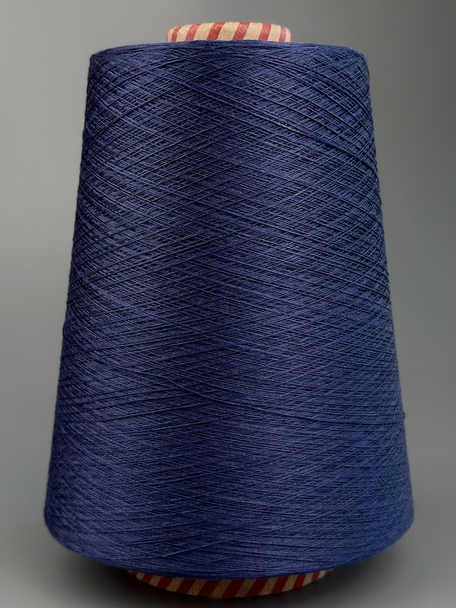 Manifattura Sesia Angel – 100% Seta Mulberry Shappe 3000 m / 100 g col. Blu Iris foto 2