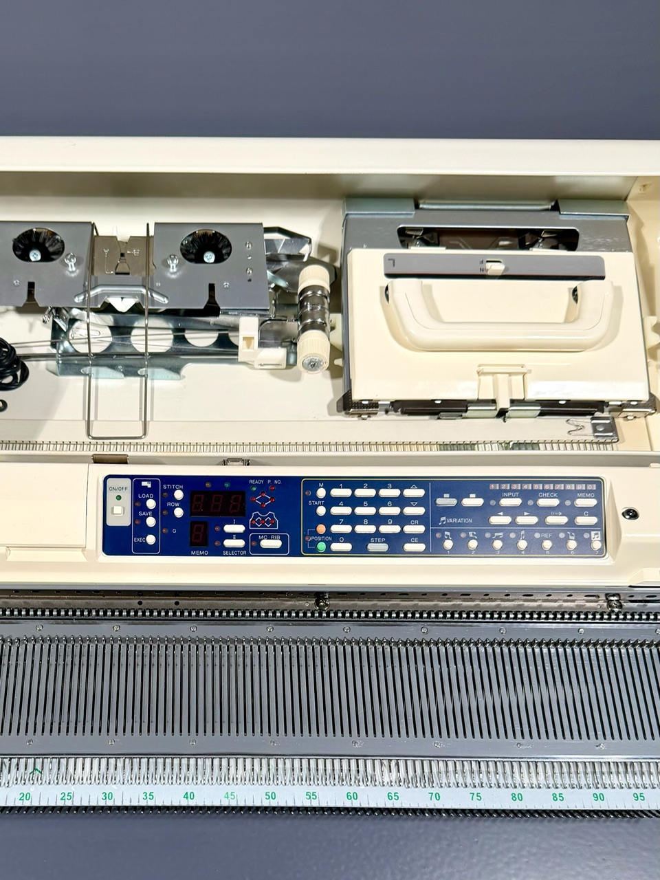 Elektronische Strickmaschine Brother KH-965i Feinstricker Nadelabstand 4.5mm foto 4