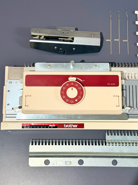 KR 230 letto doppio per macchina per maglieria a maglia grossa Brother KH 230 foto 3